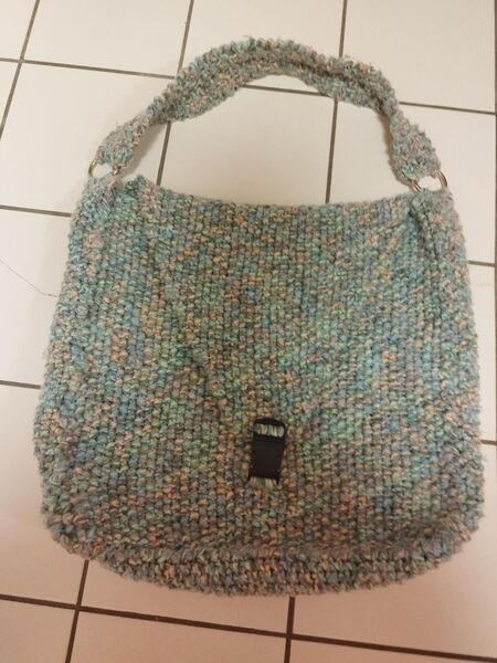 Tasche/ Umhängetasche mit Klickverschluss - Kerken
