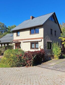 Einfamilienhaus mit Stallgebäude und parkähnlichem Grundstück in Levenhagen nahe Greifswald - Levenhagen