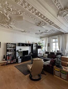 CO-City Markt ** attraktive 3,5 Zi mit Charm ** ab August ** STUCK ** - Coburg