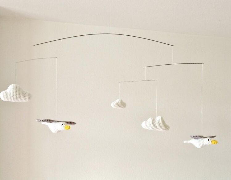 Raumschmuck Fensterschmuck Babymobile Mobile Möwe Wolke gehäkelt Handarbeit - Koblenz