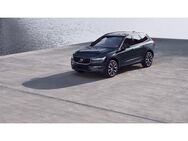 Volvo XC60, B4 Benzin Core el Sitze, Jahr 2022 - Aachen