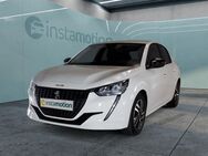 Peugeot 208, 1.2 Allure City-Paket, Jahr 2022 - München