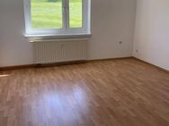 Gepflegte 2-Zimmerwohnung in idyllischer Umgebung! Ruhig und grün! - Roßwein