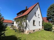 Schönes Einfamilienhaus mit großem Baufenster in guter Wohnlage von Weilheim-Teck - Weilheim (Teck)