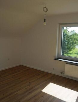 Erstbezug nach Renovierung - helle Dachgeschoss-Wohnung in Horb-Bildechingen - Horb (Neckar)