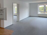 Lichtdurchflutete 2-Zimmer-Eigentumswohnung optional mit Tiefgaragenstellplatz in Drewitz - Potsdam