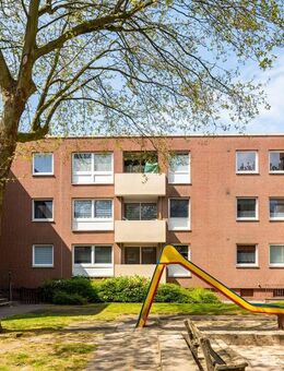Für Sie in Renovierung! 2-Zimmer-Wohnung in Bremerhaven mit Balkon und neuem Laminat - Bremerhaven