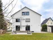 Mehrfamilienhaus mit 3 großen Wohnungen und schönem Grundstück - Griesheim