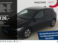 VW Golf, 2.0 TDI MOVE, Jahr 2024 - Wackersdorf