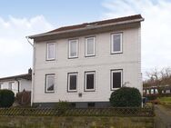 Charmantes Zweifamilienhaus mit viel Potenzial und schönem Garten.. - Langelsheim