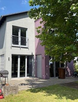 Neuwertiges, hochwertiges Architektenhaus mit Carport in bevorzugter Wohngegend***** - Rodenbach (Hessen)