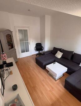 Schnuckelige 3,5 Zimmer Dachgeschosswohnung mit Einbauküche und Gemeinschaftsgarten in Hürth! - Hürth