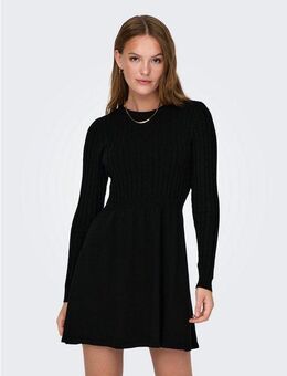 ONLY Strickkleid ONLFIA LS CABLE DRESS KNT tailliert und mit dezentem Zopfstrickmuster im Oberteil