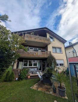 Familien aufgepasst - großzügige, 4-Zimmerwohnung im Erdgeschoss mit großem Garten – tolle zentrale Lage - Holzgerlingen