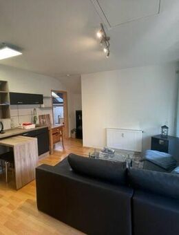 Schönes, möbliertes Single-Appartement in Oberwambach - Oberwambach