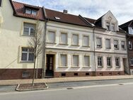 ***Das Schnäppchen*** Großes Einfamilienhaus mit Nebengebäude und gemütlichem Grundstück in Salzwedel zu verkaufen. - Salzwedel (Hansestadt)