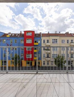 Helle 2-Zimmer-Neubauwohnung mit Südbalkon und Einbauküche - Berlin