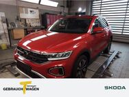 VW T-Roc, 1.0 TSI MOVE, Jahr 2024 - Remscheid