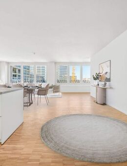 Live Bright - Großzügiges 2-Zimmer-Apartment mit Loggia im Crown II - Berlin