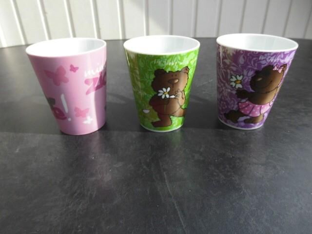 Sie liebt mich, sie liebt mich nicht + Er liebt mich, er liebt mich nicht + mini Zicke! 3 Gilde Porzellan Becher, Tassen, Mugs zus. 7,- - Flensburg