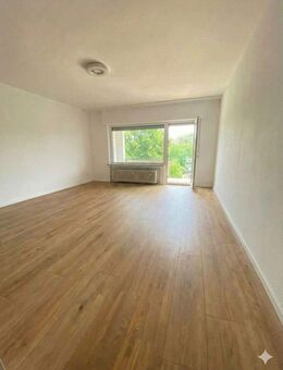 Bezugsfertige & Renovierte 3-Zimmerwohnung in Hattersheim - Hattersheim (Main)