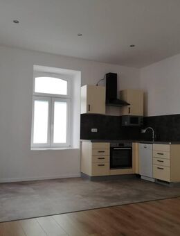Hübsche kleine Wohnung mit Einbauküche direkt im Zentrum - Döbeln