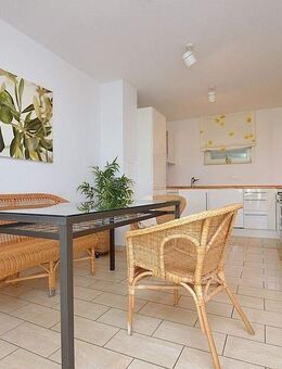 Schön möblierte Wohnung mit Terrasse und traumhaftem Blick in Filderstadt Bonlanden - Filderstadt