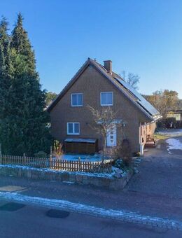 Junges Familiendomizil mit viel Platz zum Wohnen und Gestalten in idyllischer Umgebung von Brekendorf - Brekendorf