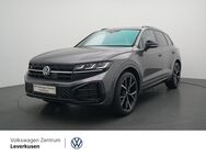 VW Touareg, 3.0 TDI R-Line, Jahr 2022 - Leverkusen