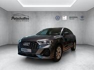 Audi Q3, Sportback 35 TFSI S line, Jahr 2021 - Hamburg