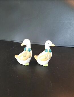 2 kleine Deko-Gänse Paket Konvolut ca. 8cm hoch ca. 5cm breit - Essen