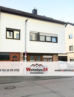 +++Sofort einziehen! DG-Wohnung in Leonberg mit Balkon, Kamin und Sauna+++ - Leonberg (Baden-Württemberg)