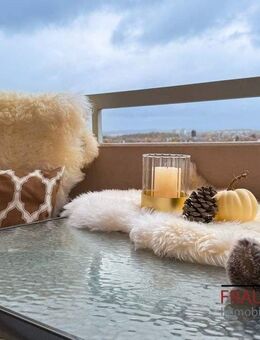 Über den Wolken, muß die Freiheit wohl grenzenlos sein... Traum-"Penthouse" mit Alpenblick in Rielasingen-Worblingen - Rielasingen-Worblingen