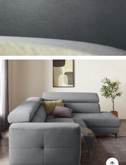 Moderne Eckcouch mit elektrischer Ausziehfunktion grau - München Schwabing-Freimann