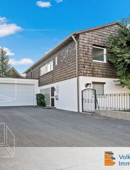 Großzügiges Wohnhaus mit Garten + Garagenhalle = Traumhaus mit vielseitigem Potential - Albstadt