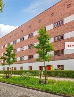 IMMOBERLIN.DE - Angenehme Lage! Charmante Altbauwohnung im Baudenkmal - Berlin