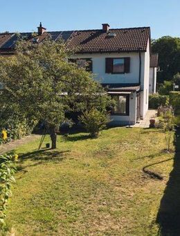 Gemütliches Häuschen auf tollem Grundstück - Mü.-Milbertshofen / Am Hart - München