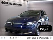 VW Golf, 1.5 VIII eTSI Life Privacy, Jahr 2023 - Hofheim (Taunus)