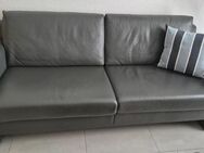 Ledersofa in modernem Stil zu verkaufen - Sprockhövel