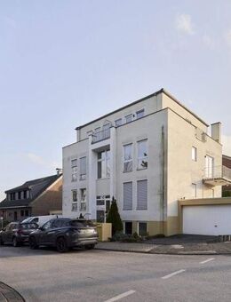 Lichtdurchflutete Eigentumswohnung im Penthouse-Stil mit Dachterrasse und Balkon in Frechen - Frechen