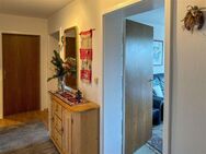 3-Zimmer-Wohnung mit Balkon und Garage in zentraler, ruhiger Lage - Burghausen