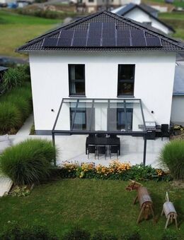 Wunderschönes Einfamilienhaus in ruhiger Sackgassenlage mit liebevoll angelegtem Garten! - Much