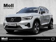 Volvo XC40, Plus Dark B4 EU6d digitales Sitze HarmanKardon, Jahr 2023 - Aachen