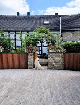 **Exklusives Zweifamilienhaus: **Historischer Charme trifft auf modernsten Wohnkomfort** - Blankenheim (Nordrhein-Westfalen)
