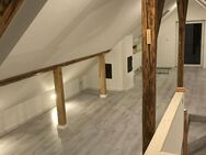 Perfekte Lage, lichtdurchflutet, offen und großzügig, Atelier, teilmöbliert - Stuttgart