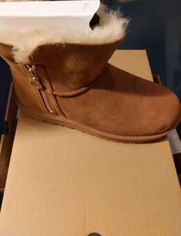 Original UGG Boots, Bailey Zip mini, Gr. 42 - Frankfurt (Main) Nordend-Ost