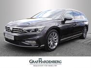 VW Passat Variant, R-Line Eleg TDI NaviPro, Jahr 2021 - Gengenbach