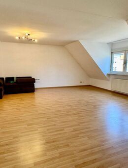 Moderne 84m² große 2-Zimmer-Studio-Wohnung im 6-Fam.Haus - Hanau (Brüder-Grimm-Stadt)