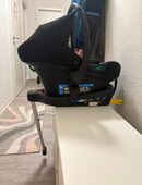 Babyschale wie neu mit Isofixstation in 99894