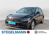 VW Tiguan, 2.0 TDI Move, Jahr 2023 - Lemgo